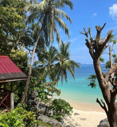 Tioman Island Ski Chalet | SALANG SAYANG RESORT PULAU TIOMAN