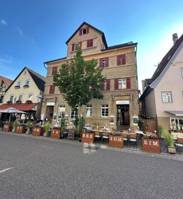 Besigheim Apartment | Sali Homes Übernachten im Kulturdenkmal - Weinort