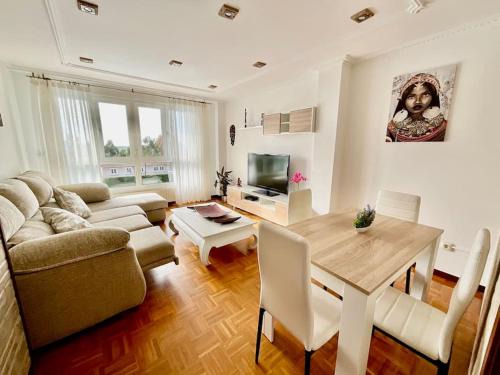 Castrillon Apartment | salinas piscina