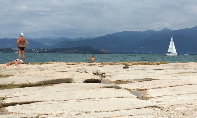 San Benedetto di Lugana Apartment | Sally's home in the natural paradise of Punta Grò