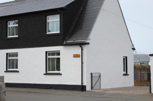 Stornoway House | Salmon House