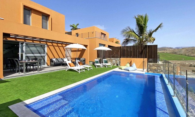 Salobre Ski Chalet | Salobre La Isla 8