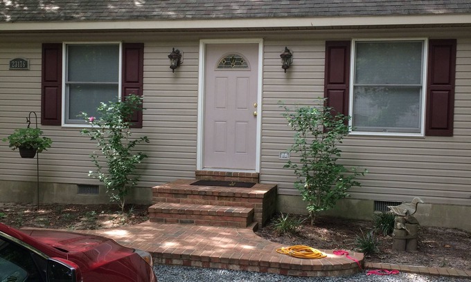 Rehoboth Beach House | salt box home with 3 bedrooms, 2 baths, pet friendly, No Smoking Home