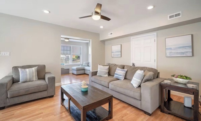Margate City Condo | Salt Life Retreat Unit A-2BR/2BA, Heart of Margate
