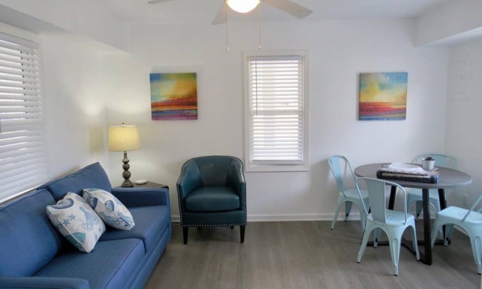 Kitty Hawk Condo | Saltaire Cottages 7: 2BR Steps to Private Beach Access Screened Porch Pool!