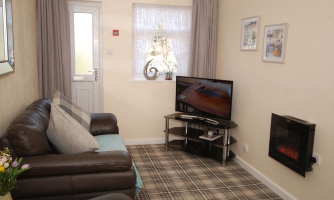 Loftus Apartment | Saltburn Holidays 3 Park View