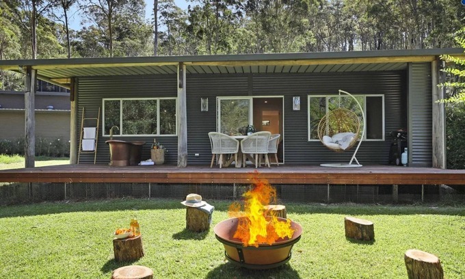 Barringella Cottage | Saltwater Creek - Wombat Hollow