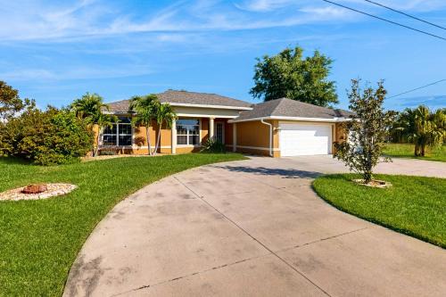 Cape Coral House | Salty Sands