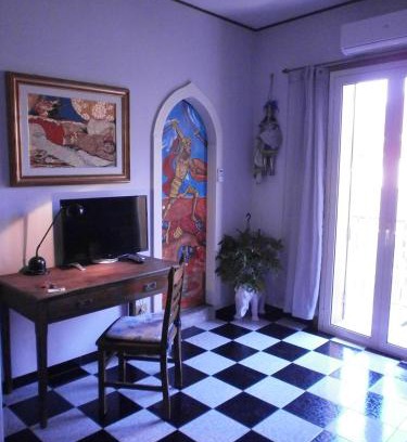 Giardini Naxos Bed & Breakfast | Salvone's house B&B