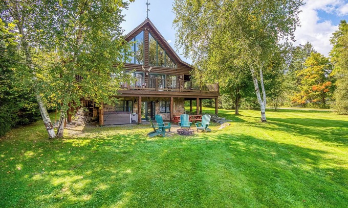 Rangeley Plantation House | Sam-O-Set Lodge | Lakeside Retreat w/Hot Tub, Dock, and Fire Pit