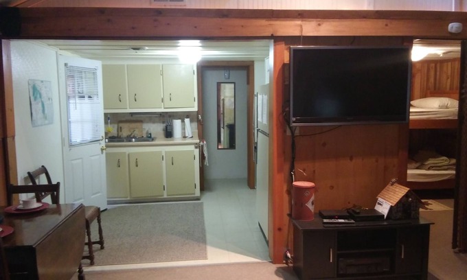 Higgins Lake Cottage | Sam-o-Set Shores Rental