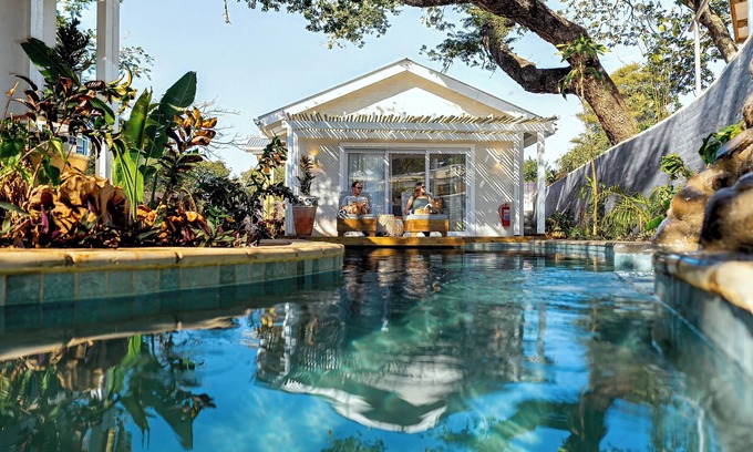 Victoria Falls Cabin | Samanzi