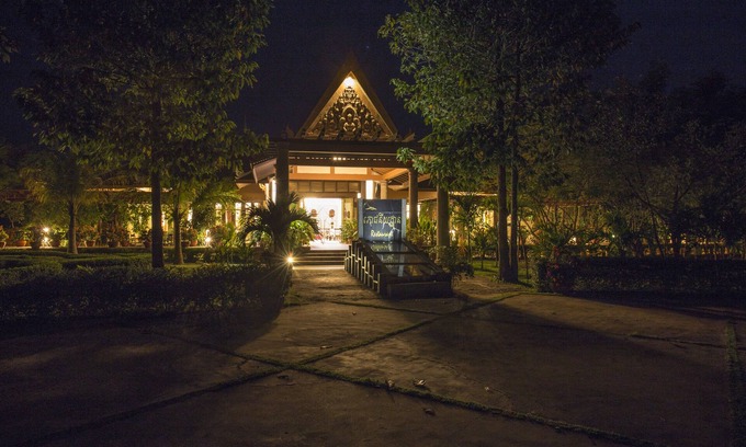 Kampong Thma Hotel | Samrith Hotel