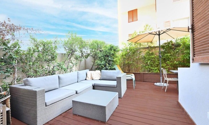 Neve Tzedek Apartment | Sam’s Journey 4BR Garden by HolyGuest