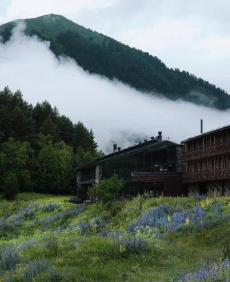 Omalo Hotel | Samzeo Tusheti