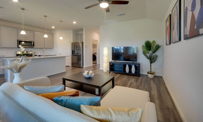 San Antonio House | San Antonio Getaway w/ Private Yard & Smart TV
