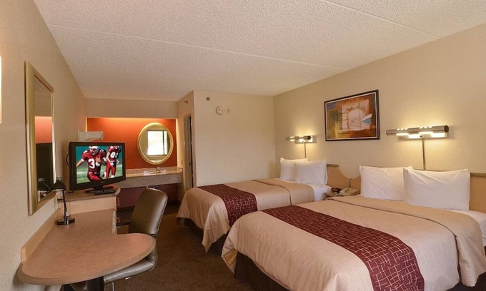North San Antonio - SAT Hotel | San Antonio Relaxing Room: Comfortable, Cozy & Pet-Welcoming