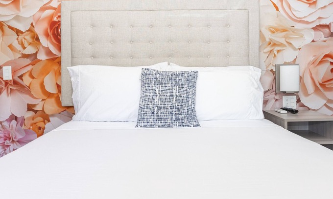 Old Town House | San Diego Staycation 🏠 WiFi + Cable TV - Discounts For Longer Stays