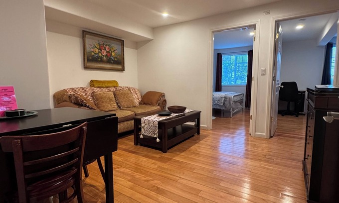 Outer Mission Apartment | San Francisco Cozy 2-bedroom w/Parking near BART