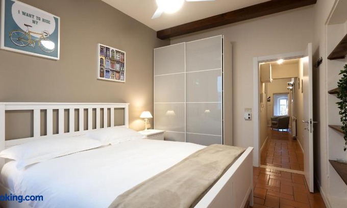 Santo Spirito Apartment | San Frediano 56