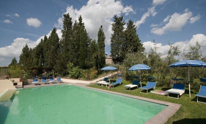 San Gimignano Villa | San Gimignano villa with pool, 5 rooms en suite, A/C, wi-fi, panoramic view