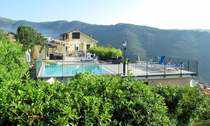 Valloria House | San Giuseppe (VLO210) by Interhome
