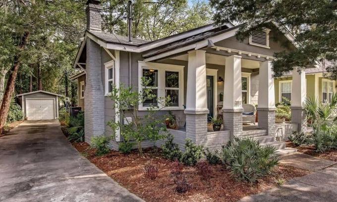 Southbank House | San Marco Updated Bungalow-Minutes from Downtown