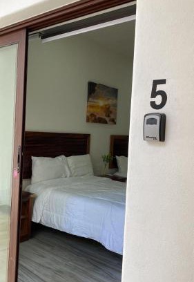 San Francisco Apartment | San pancho bungalows