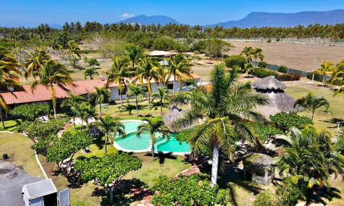 Tecoman Hotel | San Rafael