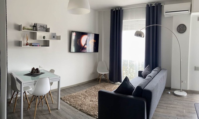 Quarto Cagnino Apartment | "San Siro's Lights"