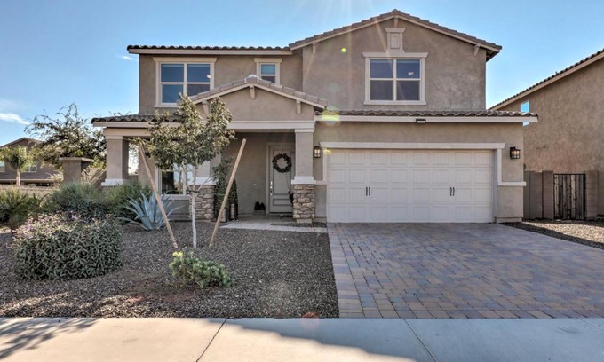 San Tan Valley House | San Tan Valley Gem with Private Pool and Hot Tub!