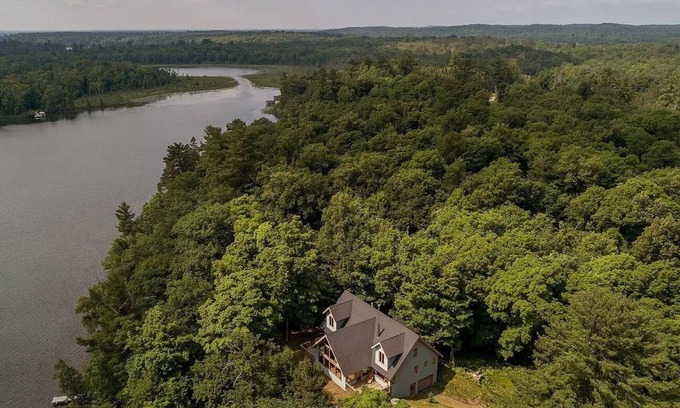 Hackensack House | Sanctuary at Blackwater Lake, MN