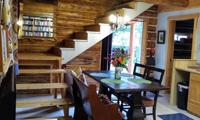 Alberton House | Sanctuary Farm Log Cabin Mountain Getaway