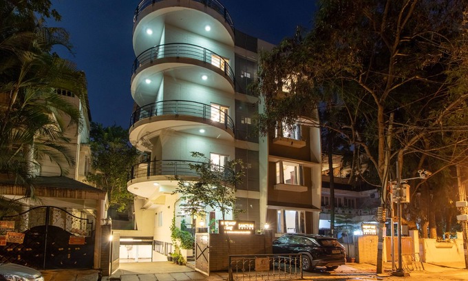 Indiranagar Hotel | Sanctum Suites Indiranagar Bangalore