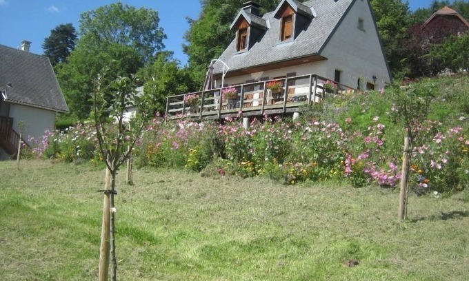 Murol House | Sancy orchards