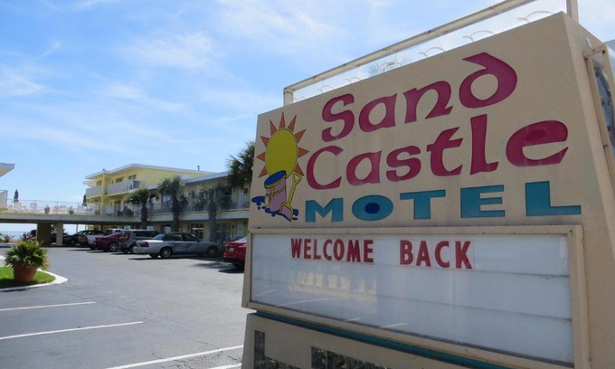 Ocean View Halifax Estates Hotel | Sand Castle Motel