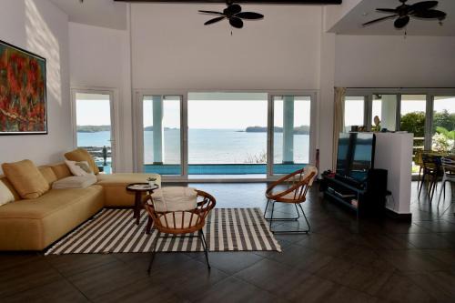 Boca Chica Villa | Sand Dollar Villa