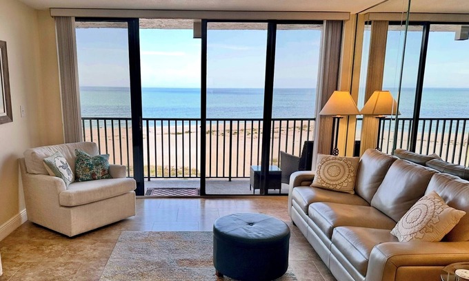 Sand Key Condo | Sand Key Lighthouse Towers 2 Bedroom Beachfront