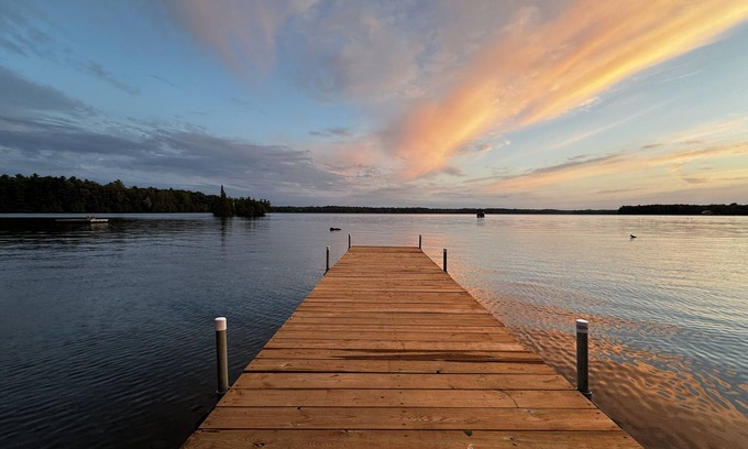 Rideau Lakes Cottage | Sand Lake Cottage