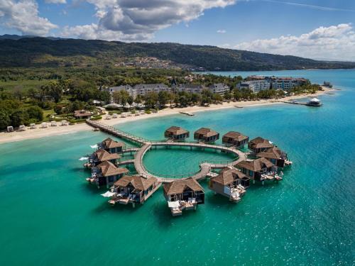 Whitehouse Resort | Sandals South Coast All Inclusive - Couples Only