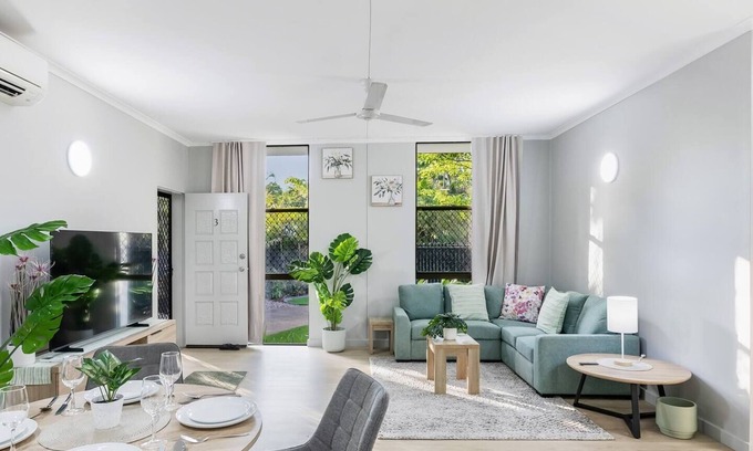 Nightcliff House | Sandalwood Oasis Tropical Serenity near Waterfront