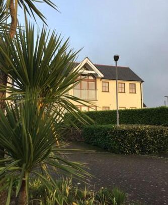 St. Just in Roseland House | Sandbar