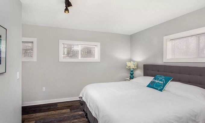 Bluffton Cottage | Sandcastle Muskegon Beach Cottage