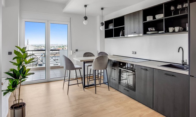 Thessaloniki Apartment | Sanders Arch - Dreamy 1-Bdr. Apt. w/ Balcony