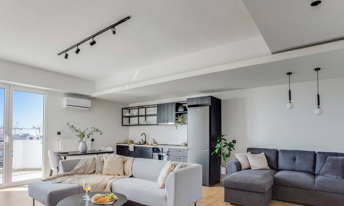 Thessaloniki Apartment | Sanders Arch - Jolly 1-Bdr. Apt. w/ Sofa-Bed