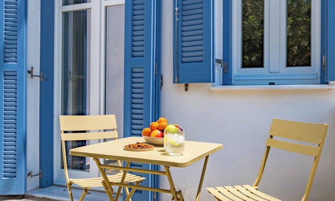 Molos Apartment | Sanders Paros Gardens - Prime 1-Bdr Apt w Patio