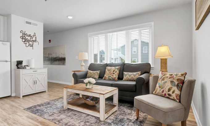 South End Condo | Sandpeddler Suite 107 W/Queen Bed