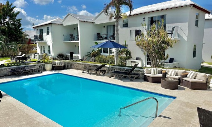 Warwick Apartment | Sandpiper Apartments