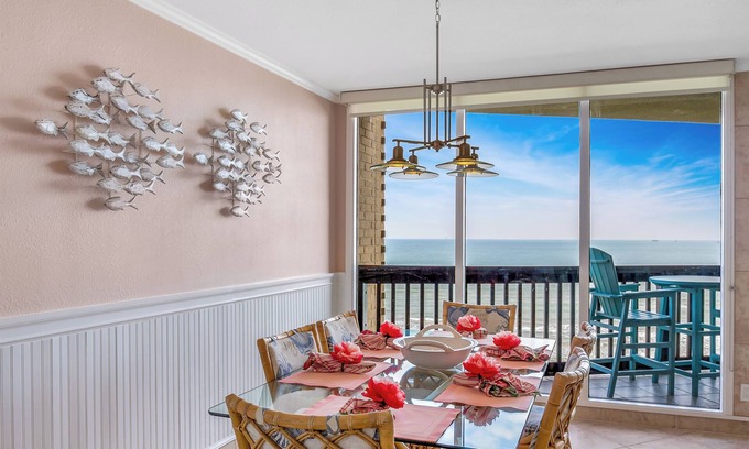 Port Aransas Condo | Sandpiper Condominiums 904L, Panoramic Gulf Views w/direct access to Mustang Island/Port A beaches.