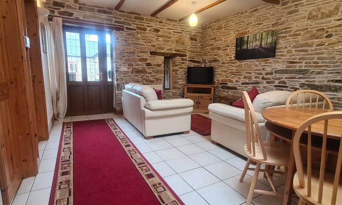 Whitland Cottage | Sandpiper Cottage